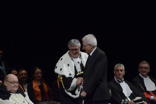 Sergio Mattarella (Presidente della Repubblica) con Alberto Felice De Toni (Rettore Università Udine) alla cerimonia di inaugurazione dell'Anno Accademico dell'Università di Udine - Udine 13/11/2017